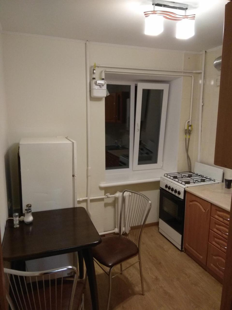 Затишна Квартира Apartment Rivne Exterior foto